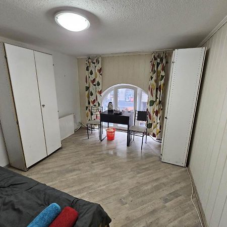 7Dab 0-9 Contactless Self Check-In Appartement Boedapest Buitenkant foto